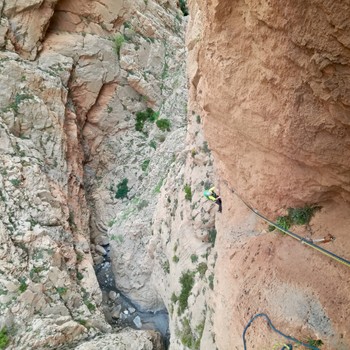 kletter-taghia-schlucht-seil