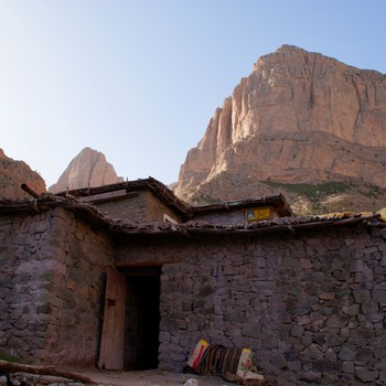 taghia-berge-steinhaus