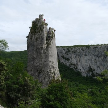 vela-draga-turm-klettern-mehrseillaengenklettern