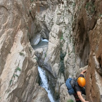 zusteig-klettern-canyon-taghia